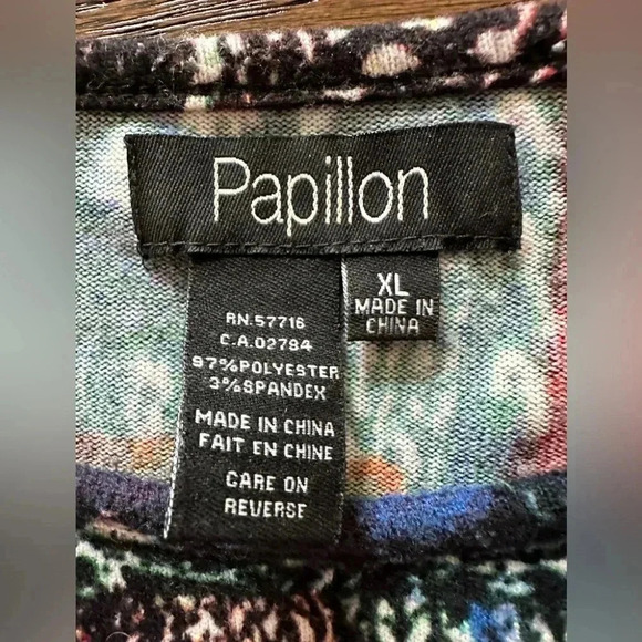 Papillon Artistic Tunic- size XL - Picture 3 of 5